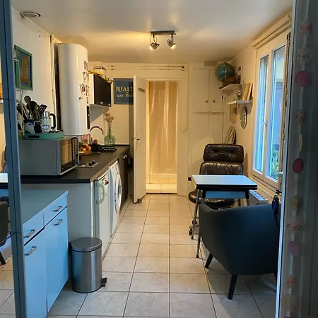 Avec Extérieur 13 Parigi